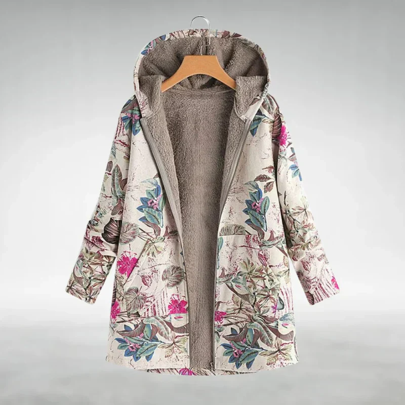 Stylish Fleece Jacket with Floral Pattern - Image 4