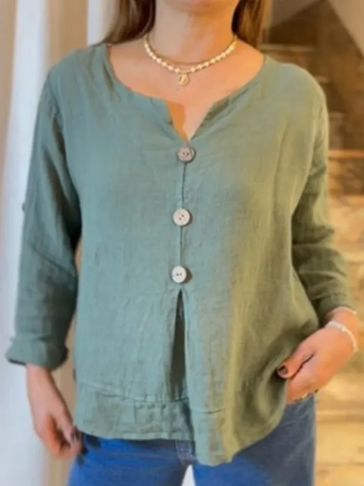 Tailored Casual Top with a Clean Look - Image 5
