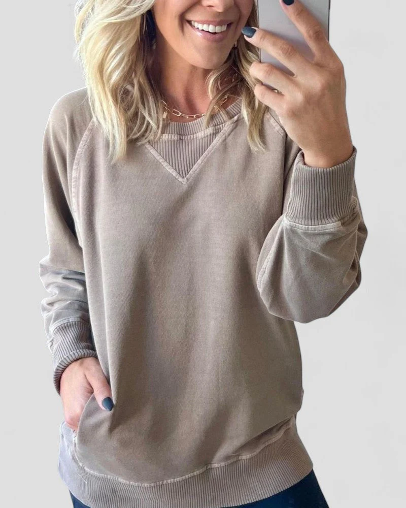 Textured Pullover Sweater with Pockets - Image 2