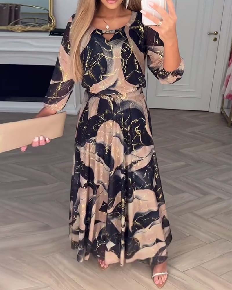 Three-Quarter Sleeve Printed Waist Dress - Image 4