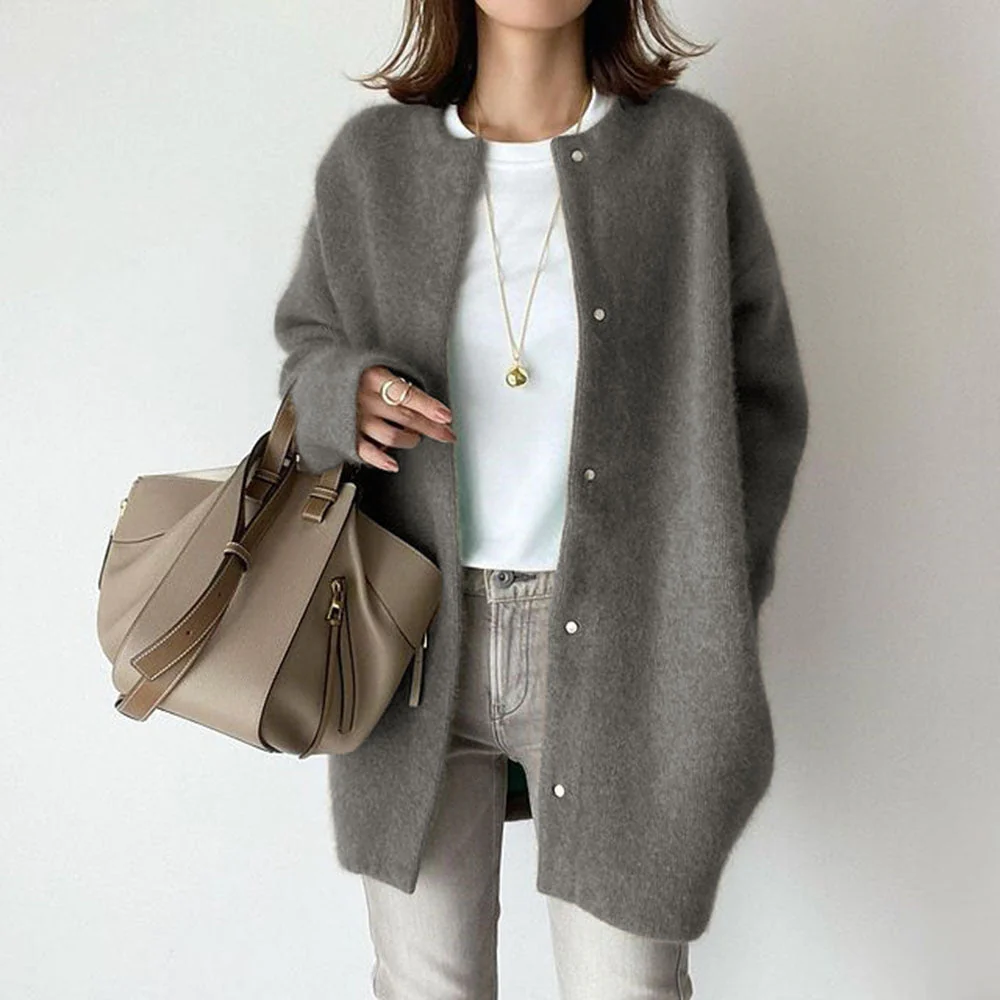 Timeless Luxe Wool Jacket for Fall - Image 5