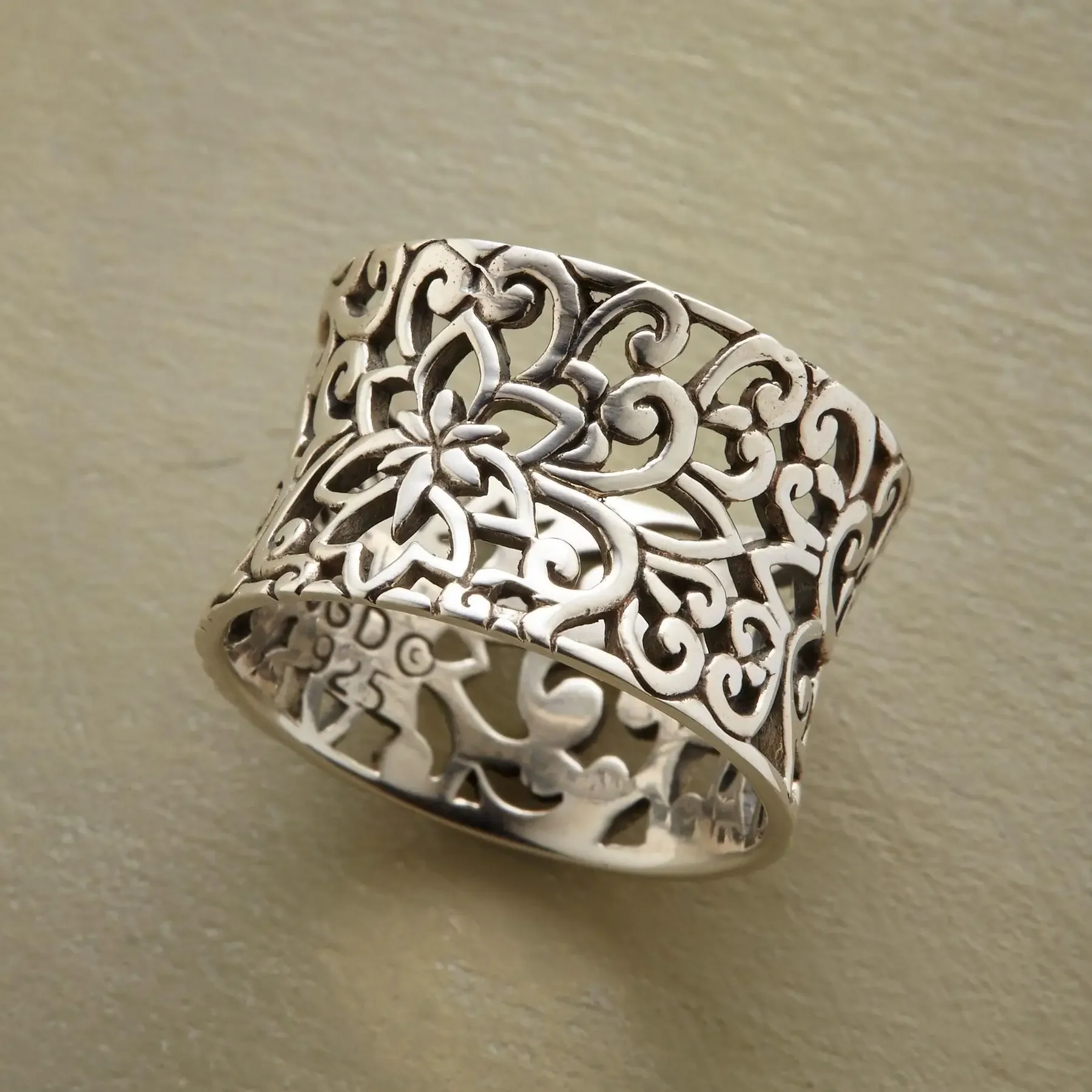 Timeless Silver Openwork Ring - Image 2