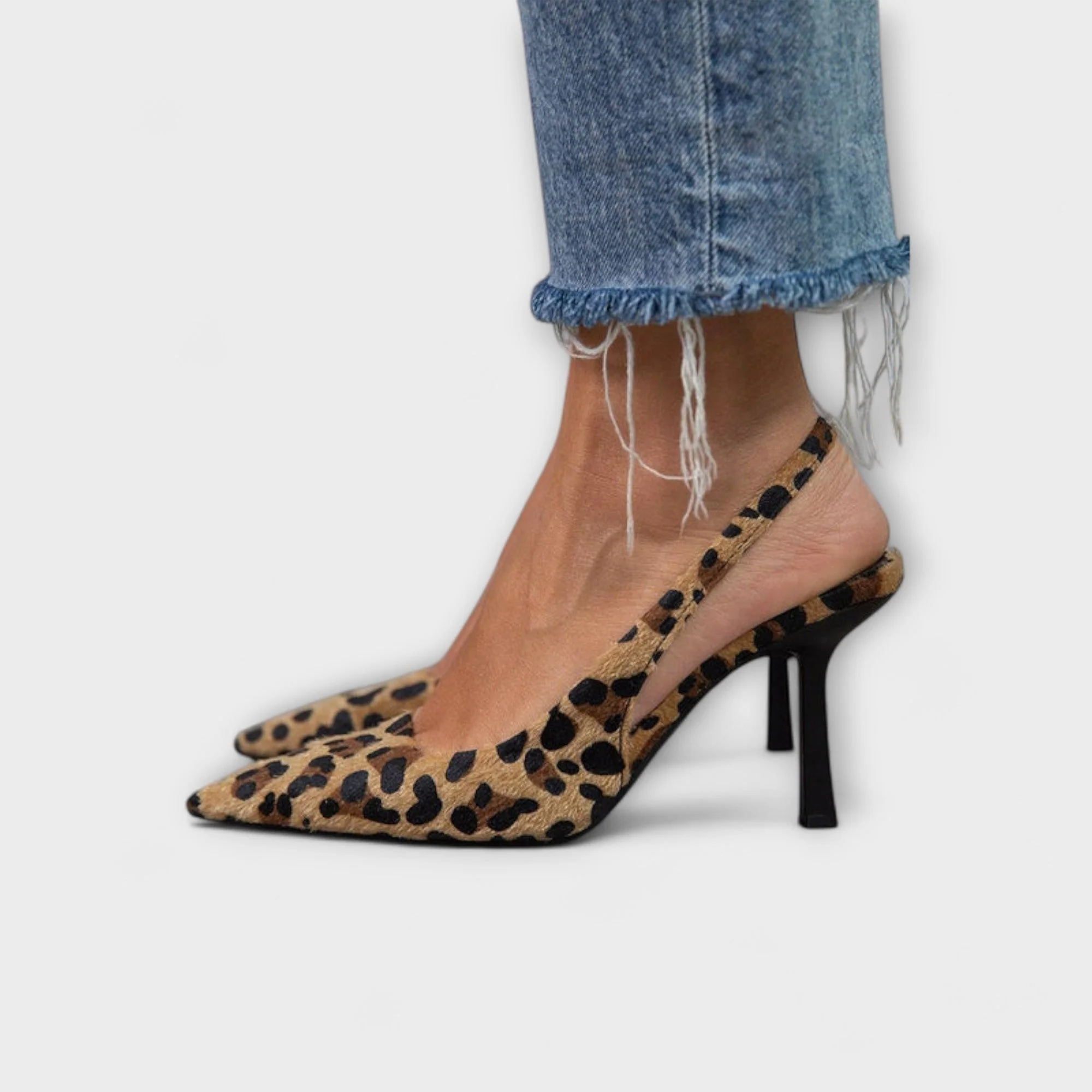 Trendy Leopard Pattern Slingback Shoes - Image 3
