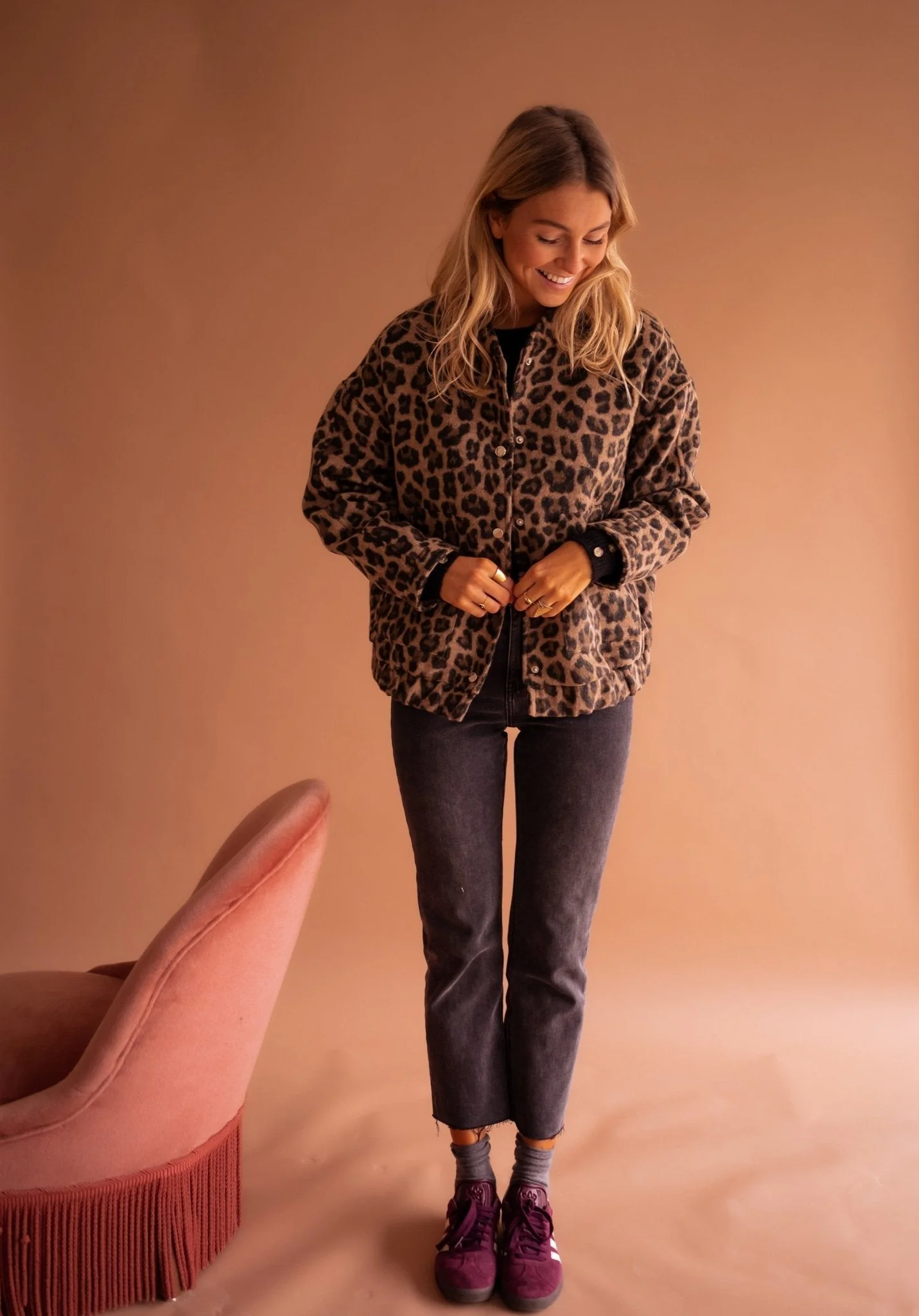 Trendy Lightweight Warm Jacket Design - Image 10