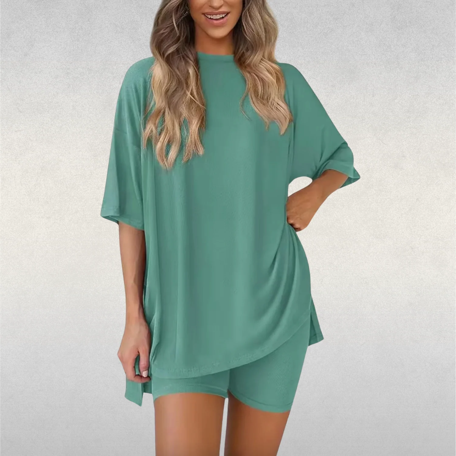 Trendy Matching Set with Modern Fit - Image 9