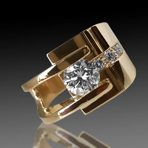 Unique Vintage Gold Signet Ring