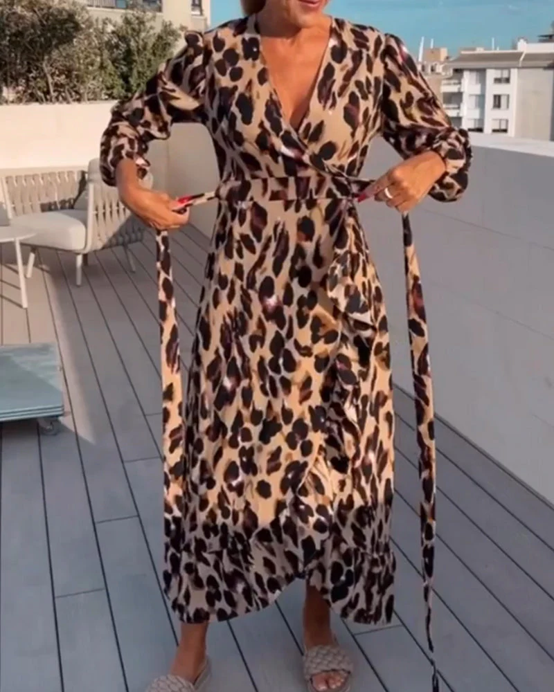 V Neck Leopard Printed Dress - Image 5