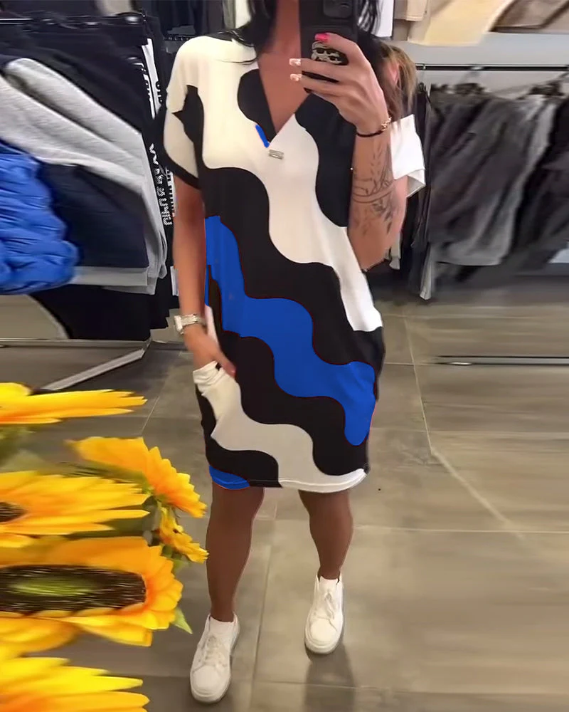 V-Neck Wave Print Dress - Image 12