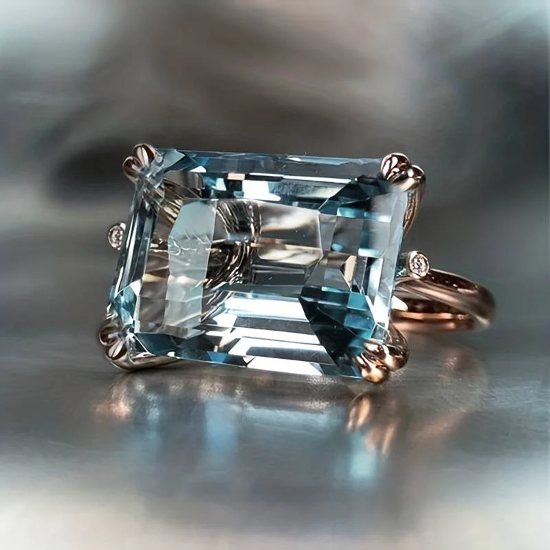 Vintage Blue Zirconia Ring - Image 2