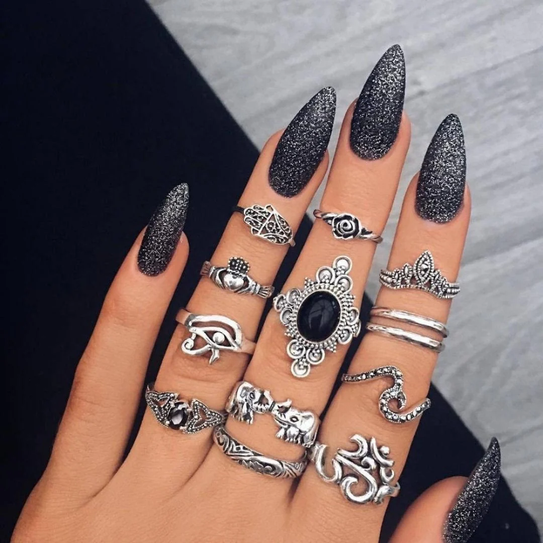 Vintage Unique Ring Set - Image 12