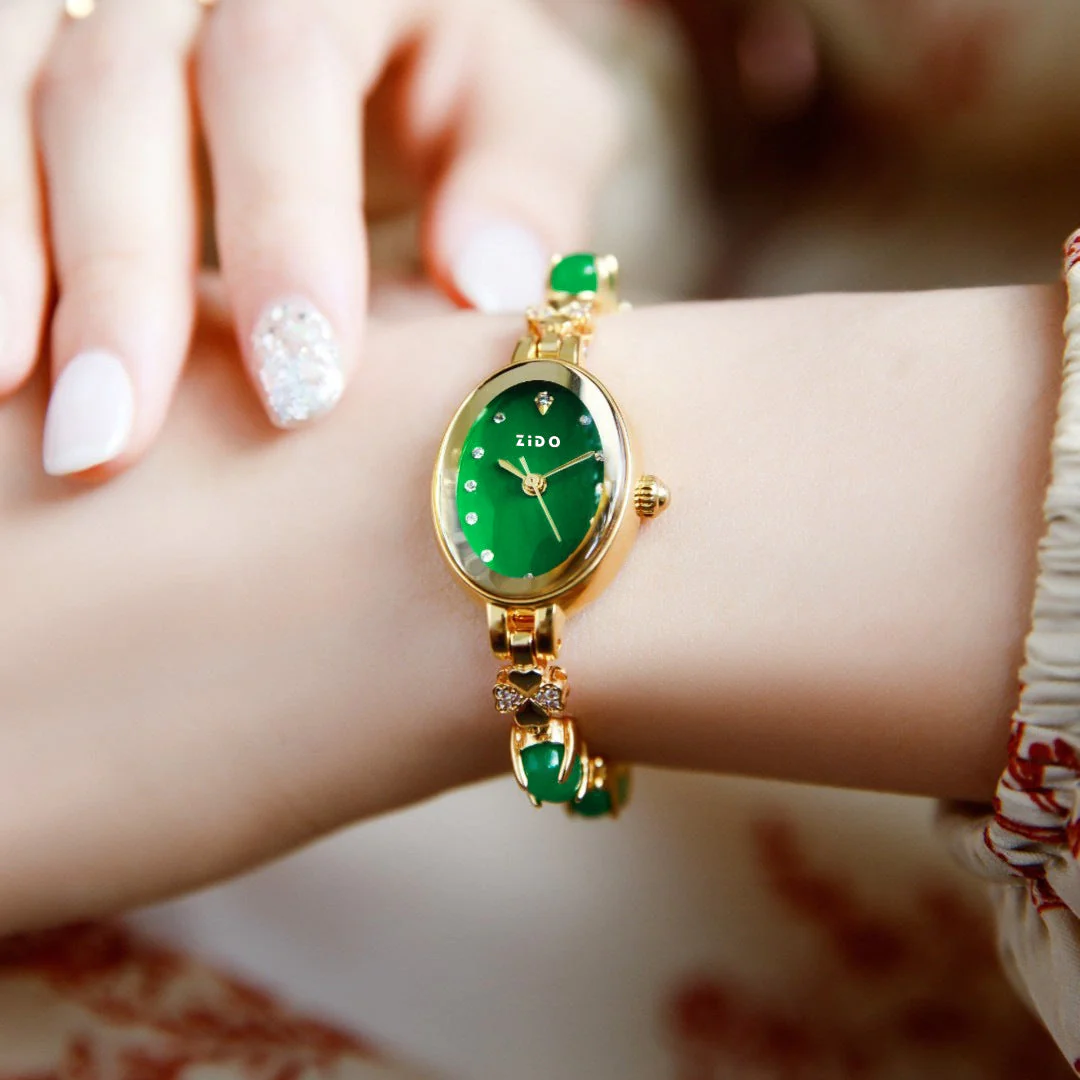 Women’s Diamond Accent Quartz Watch - Image 9