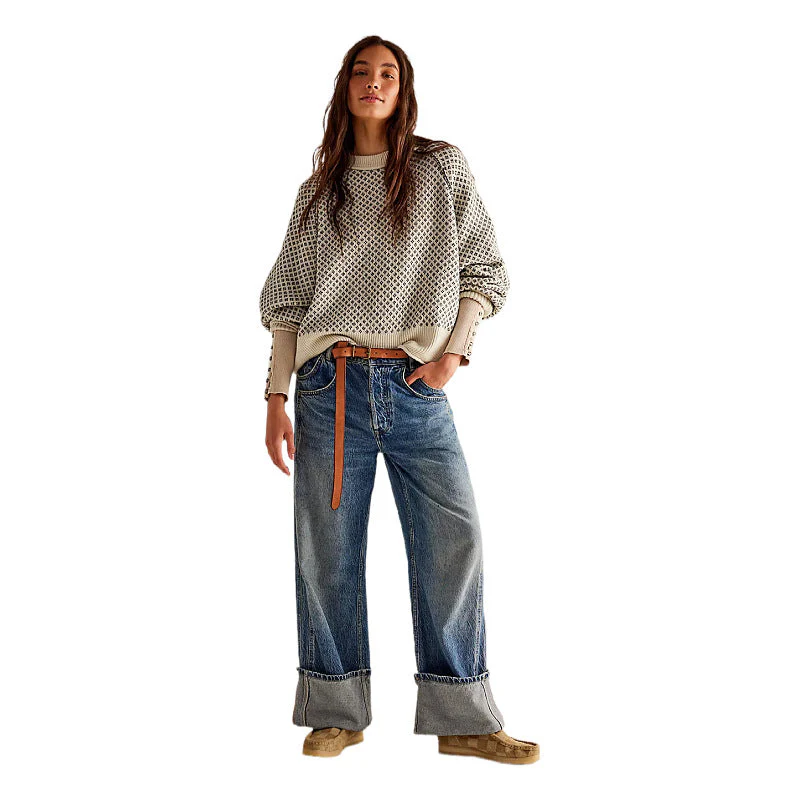Women's Long Sleeve Round Neck Sweater - Image 15