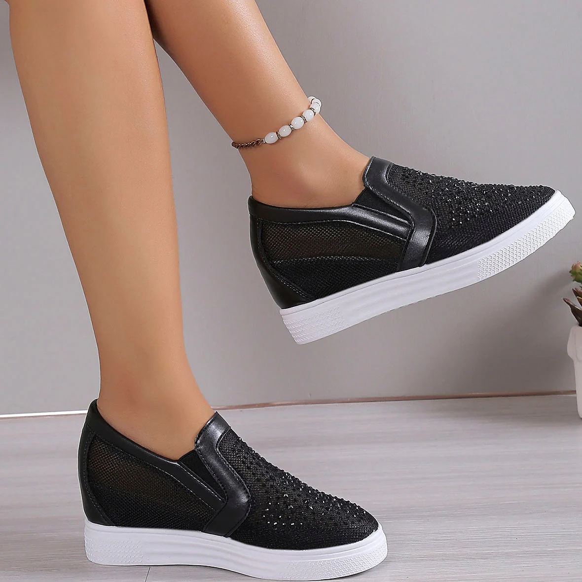 Women's Sneakers With White Crystals - Image 25