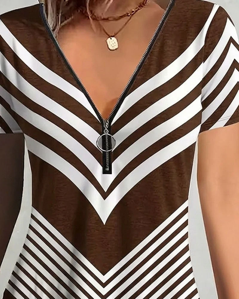Zipper V-Neck Striped T-Shirt - Image 9